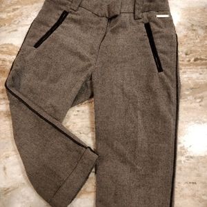 Elegant pants size 3-4 ( warm) GUC 🥳